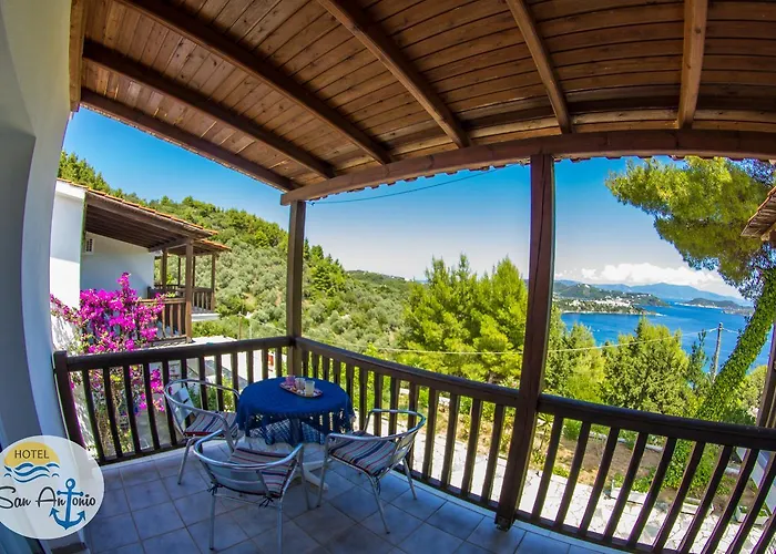 San Antonio & 3* Мегали-Аммос