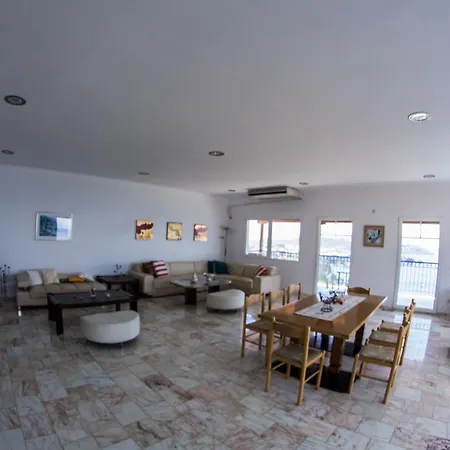 San Antonio & Hotel de apartamente Megali Ammos (Skiathos)