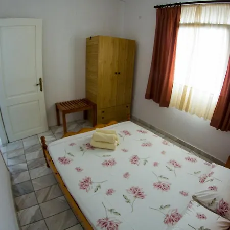 San Antonio & Hotel de apartamente Megali Ammos (Skiathos)