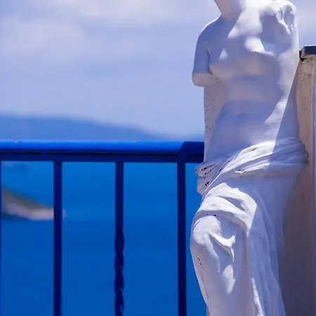 San Antonio & Hotel de apartamente 3*